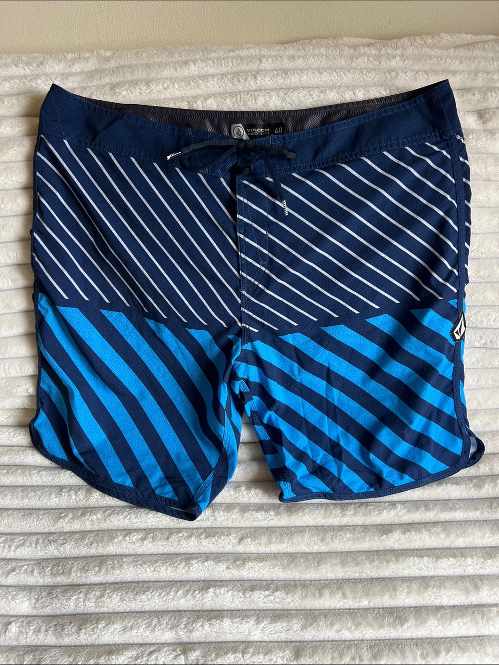 Volcom Men's Navy and Bright Blue Diagonal Stripe Board Shorts